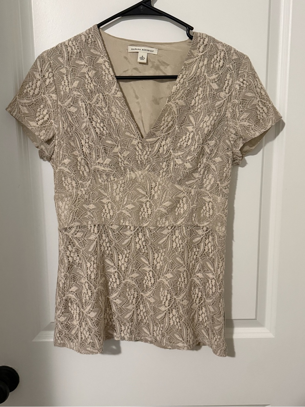 Banana Republic Lace V‑Neck Short Sleeve Top — Taupe